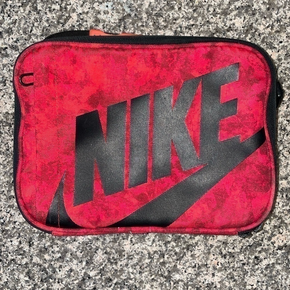 Nike insulated lunch box